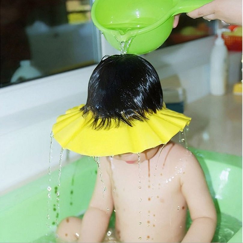 Visière chapeau pour douche bébé I ShampooCap™ - Maman et petit